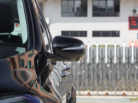 2022�� GLS 450 4MATIC ������