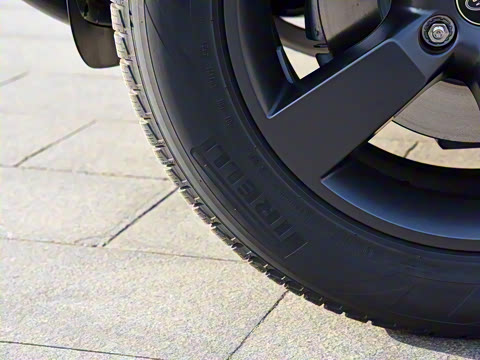 2023�� 110 3.0T P400 X-DYNAMIC HSE