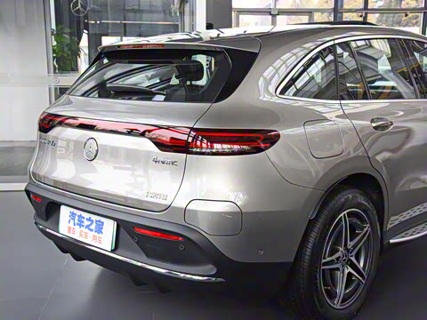 2022�� EQC 400 4MATIC