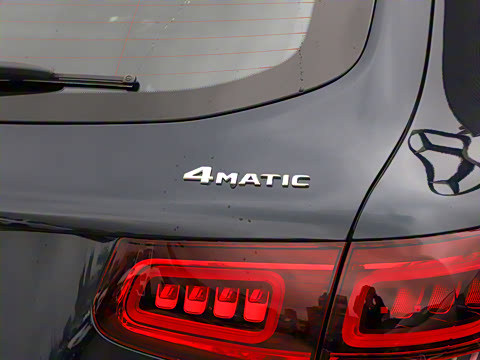 2022�� �Ŀ� GLC 300 L 4MATIC ������