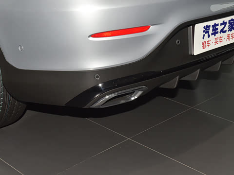 2023�� GLC 260 4MATIC ����SUV