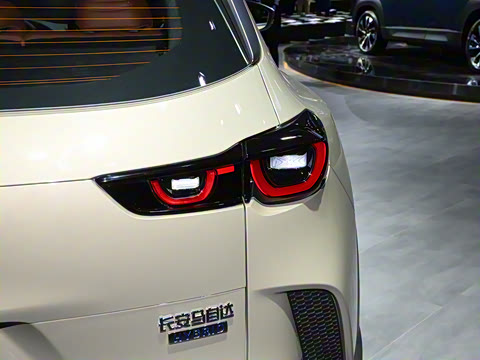 2023�� 2.5L HEV �������а�