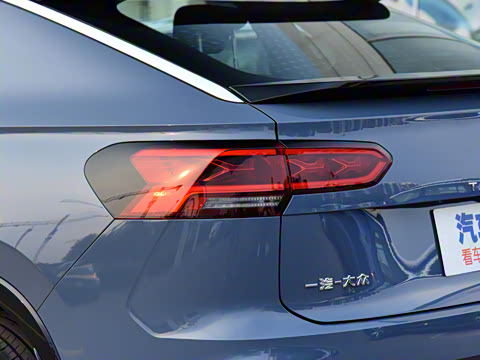 2020�� 380TSI �����콢������