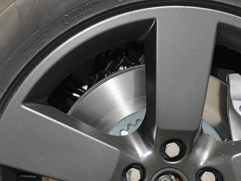 2023�� 110 3.0T P400 X-DYNAMIC HSE