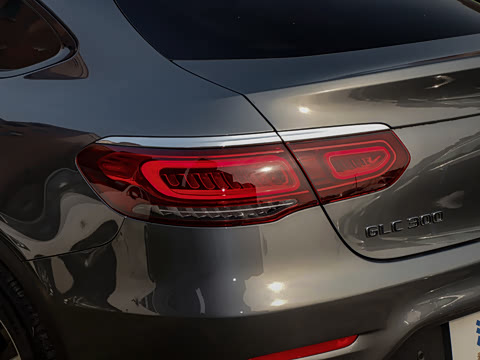 2023�� GLC 300 4MATIC ����SUV