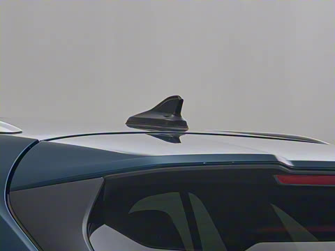 2022�� 50 e-tron quattro ��ҫ�� ������װ