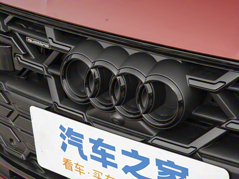 2025�� 55 TFSI quattro ������