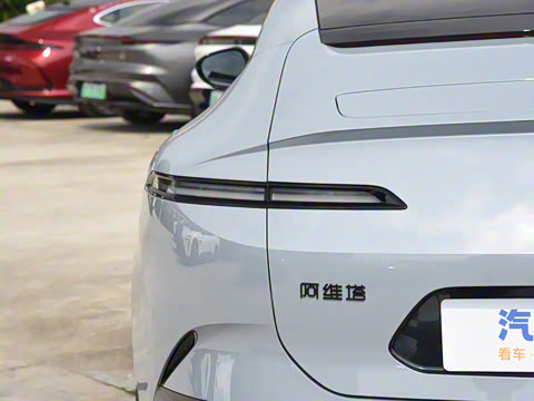 2025�� �Ŀ� Max�����