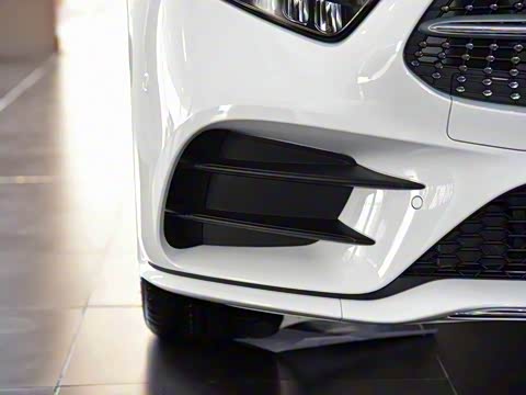 2020�� CLS 300 ������