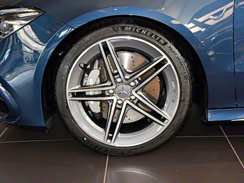 2022�� AMG CLA 45 4MATIC+