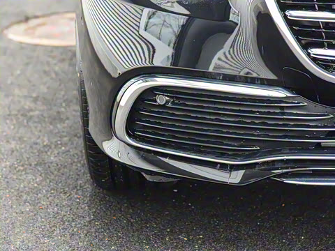 2022�� �Ŀ� S 400 L ������