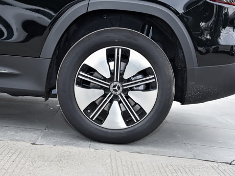 2023�� �Ŀ� EQB 260