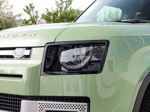 2023�� 110 3.0T P400 75���괫���