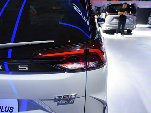 2023�� PLUS 1.5T �Զ��캽��