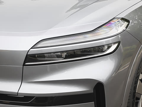 2025�� Ultra ������