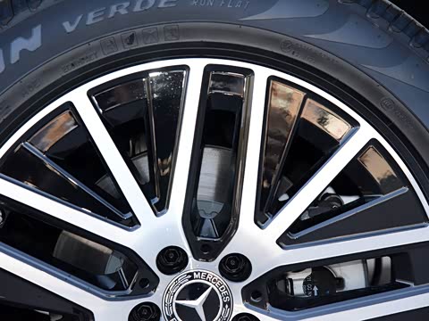 2020�� GLC 300 4MATIC ����SUV