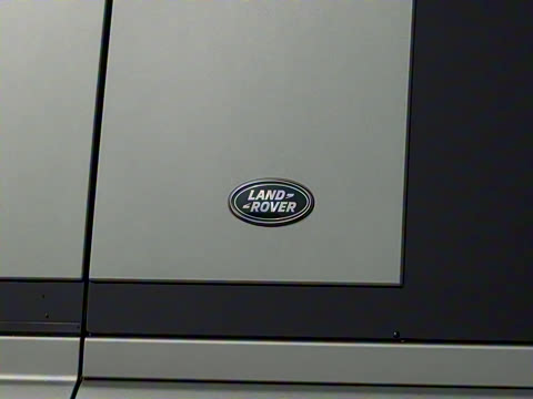 2023�� 110 3.0T P400 X-DYNAMIC HSE