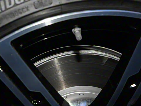 2023�� 740Li ������ M�˶���װ