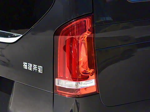 2020�� V 260 L ����������