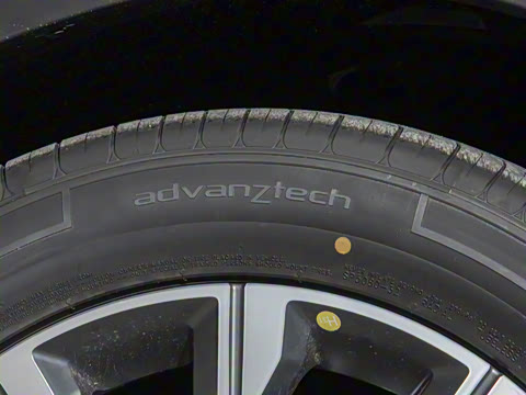 2025�� 2.0T ��������� 7��