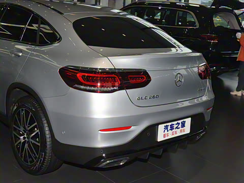 2023�� GLC 260 4MATIC ����SUV