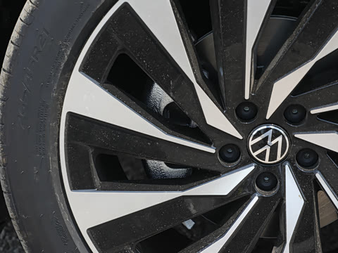 2026�� 450TSI �������� 6��