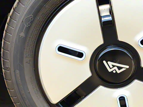 2025�� 210km ����Pro��