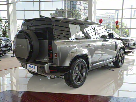 2025�� 110 3.0T P400 X-Dynamic HSE