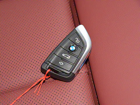 2022�� xDrive 25i M�˶���װ