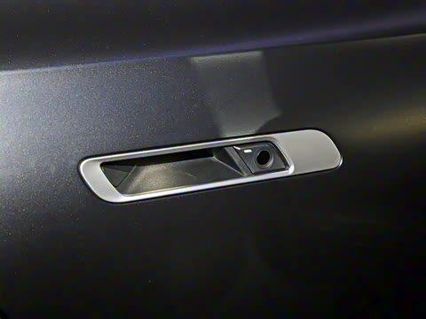 2023�� 740Li ������ M�˶���װ