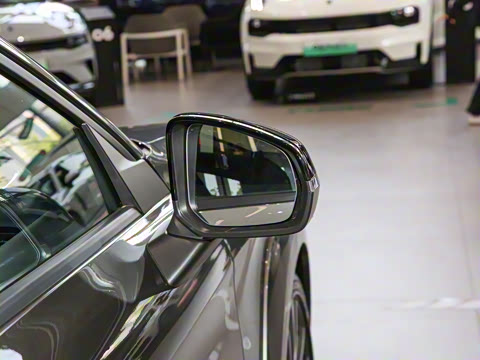 2022�� 2.0TD Plus