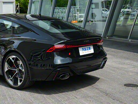 2025�� RS 7 4.0T Sportback performance