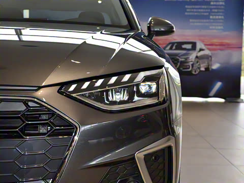2022�� 40 TFSI ʱ�ж�����
