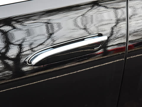 2022�� �Ŀ� S 400 L ������