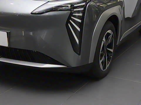 2025�� Plus 510 ������