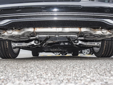 2023�� 40 TFSI ����������