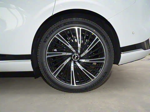 2022�� 650 ���ܰ�Pro