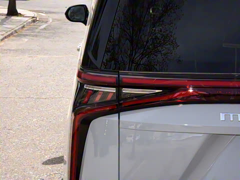 2022�� 2.0T �Ǽ��콢��