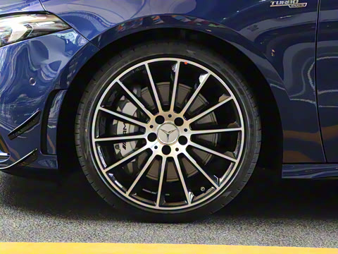 2022�� AMG A 35 L 4MATIC