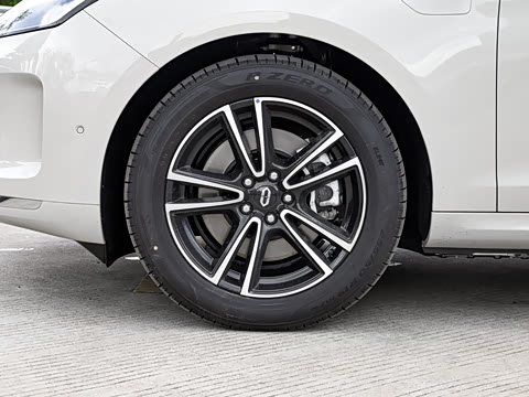 2025�� ����  Ultra ������