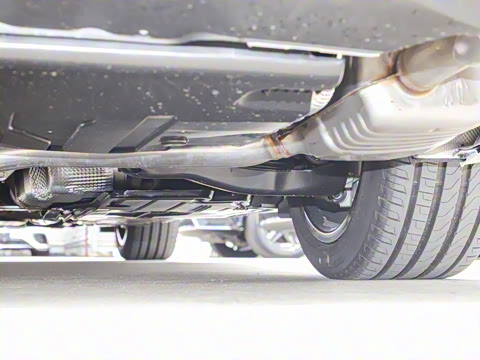 2022�� �Ŀ��� E 350 e L ���ʽ��϶����γ�