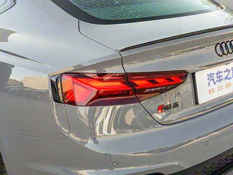 2023�� RS 5 2.9T Sportback ���װ�