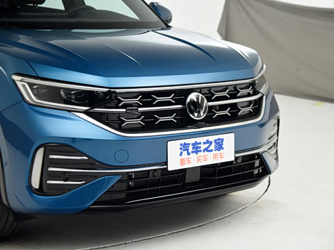 2023�� 380TSI ����R-Line Pro�ǻ۰�