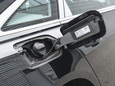 2023�� 40 TFSI ����������