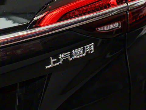 2023�� ������Plus 652T ����������