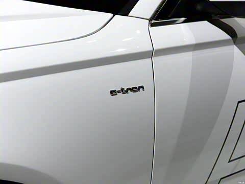 2018�� 40 e-tron