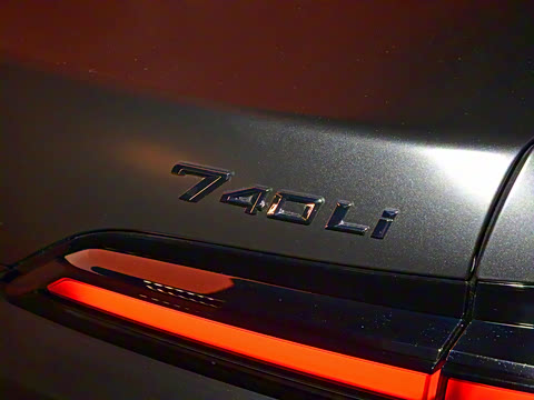 2023�� 740Li ������ M�˶���װ