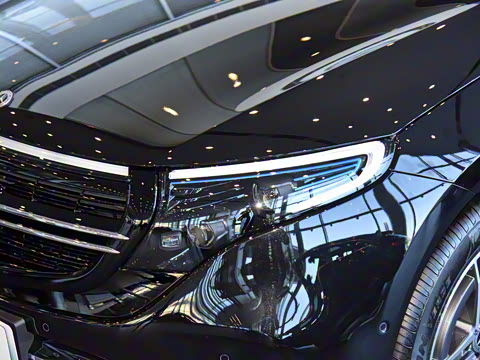 2022�� EQC 400 4MATIC