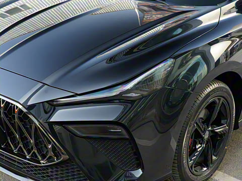 2022�� 1.5T Trophy�˶�������