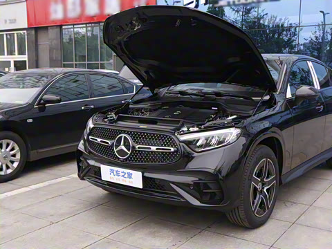 2025�� �Ŀ� GLC 260 4MATIC ����SUV